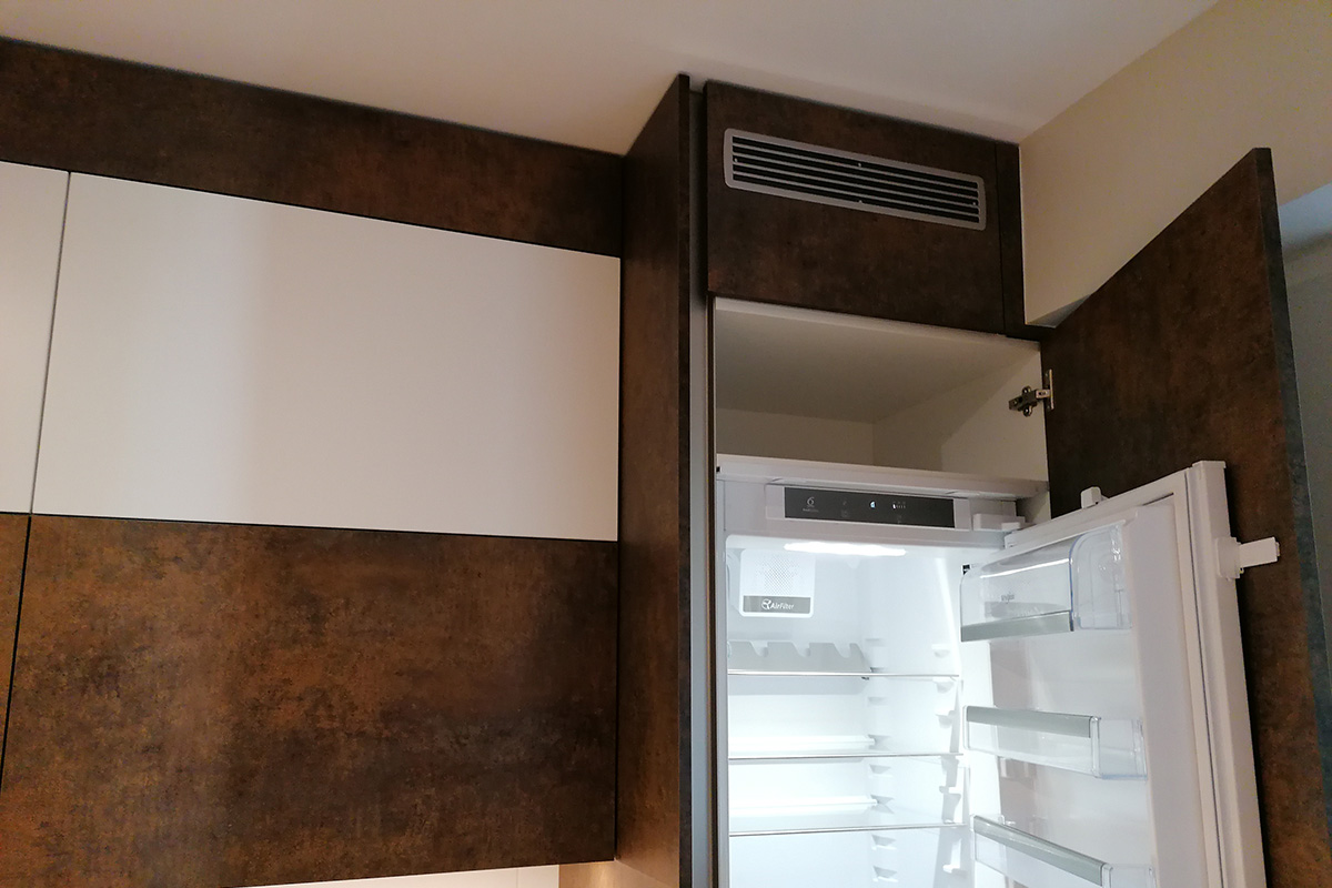 Kuhinje po meri - Zemunske kapije - 01 - ugradni frižider gornja zona